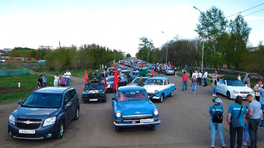 В Кумертау прошёл праздничный автопробег в честь Дня Победы
