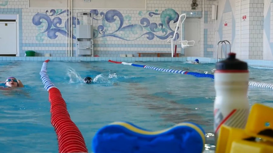 Пловцы Центра детского творчества продолжают занятия даже в летний период